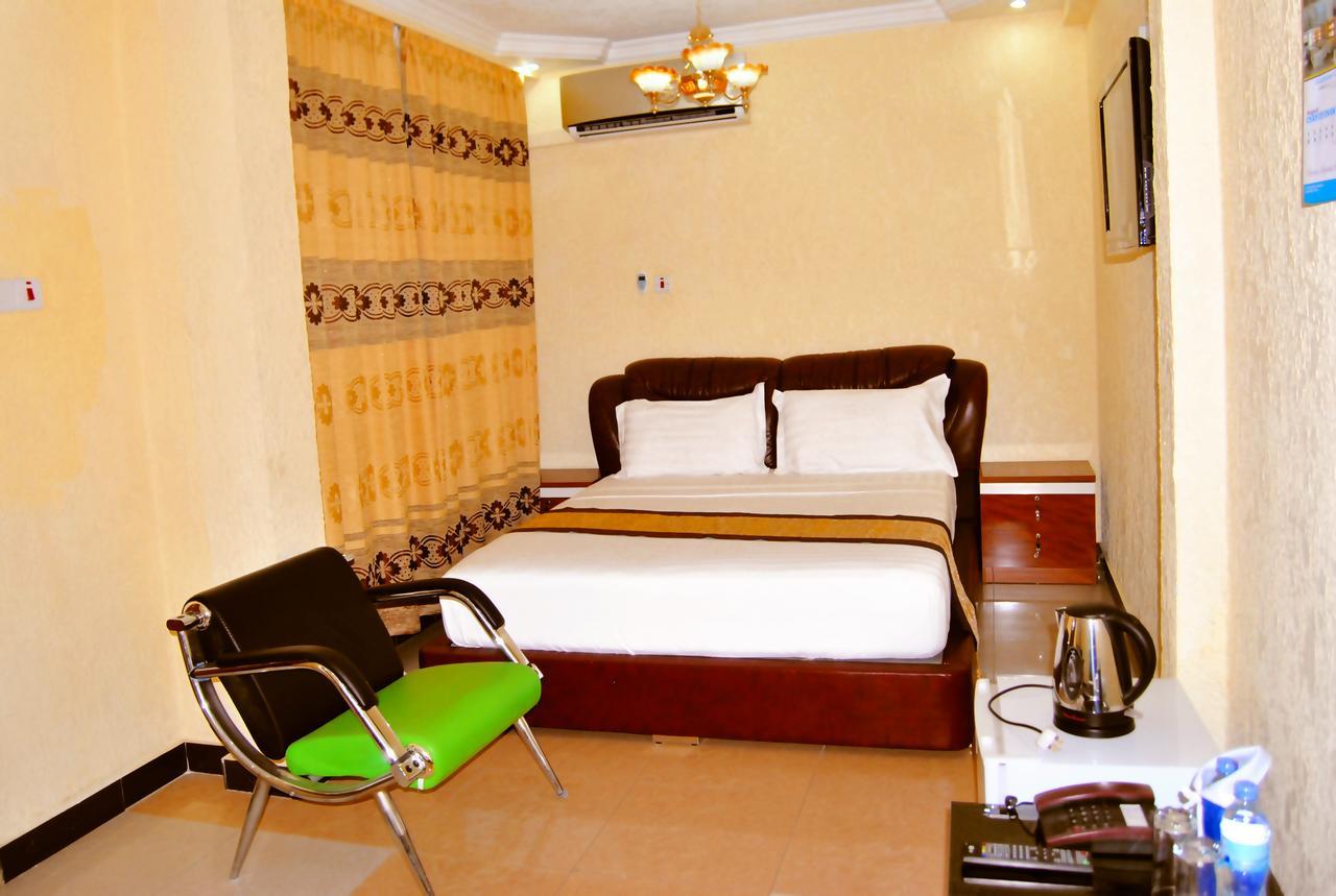 Best Point Hotel Dar es Salaam Exterior photo
