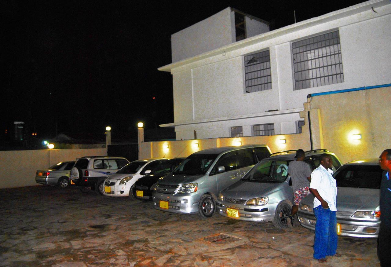Best Point Hotel Dar es Salaam Exterior photo